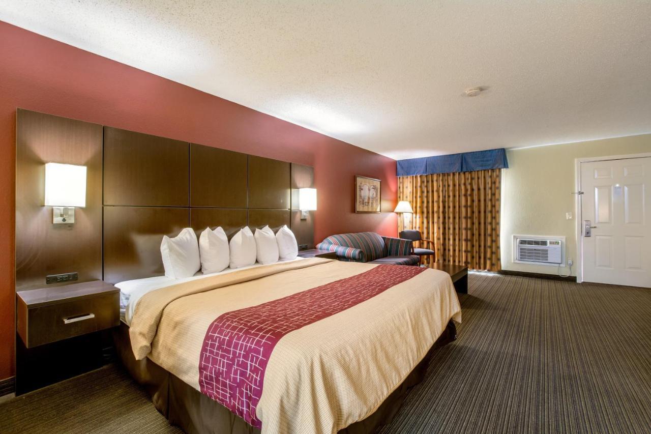 Red Roof Inn Vincennes Extérieur photo